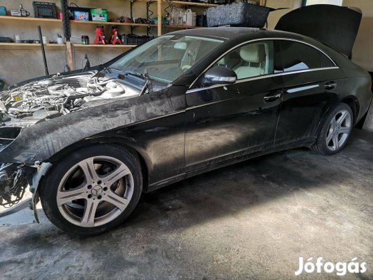 R0302 Mercedes W219 CLS-Class 320 CDI