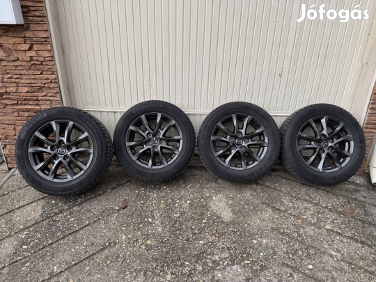 R16 Mazda gyári alufelni garnitúra téligumival