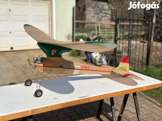 RC robbanómotoros teljesítmény modell - Tóbiás II