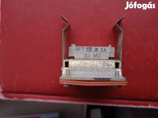 RFT ( DDR ) A 3 Au , 20 érintkezős műszercsatlakozó