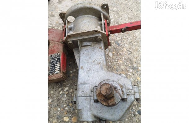 RK-02 Rotációs kapa hajtómű