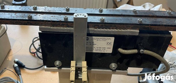 RNA gyártmányú rezgősín