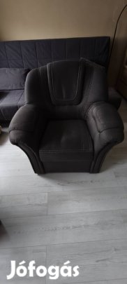 RS bútorban vásárolt fotel