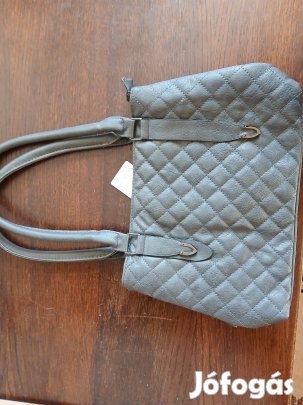 R-18. Akció Női Táska 45 Db Egyben Eladó Új Termék