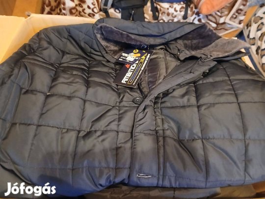 R-28. Férfi Téli Kabát Több szin és méret Új Termék :