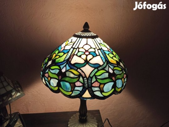 Rábalux Mirella Tiffany stílusú asztali lámpa