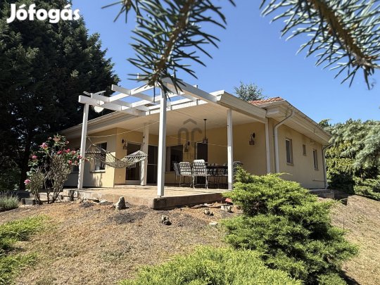 Rábapatonai eladó tégla családi ház
