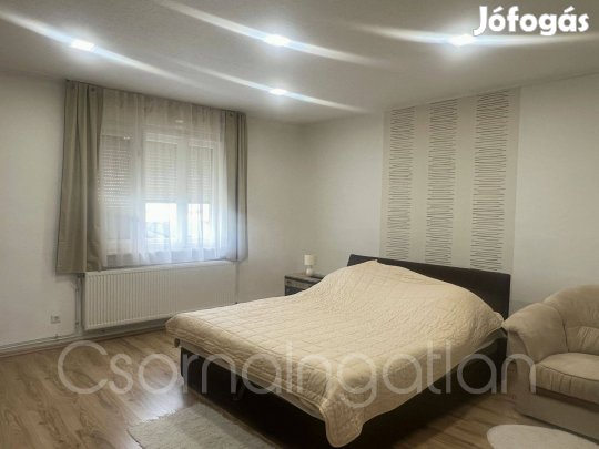 Rábatamási 2 szobás családi ház eladó