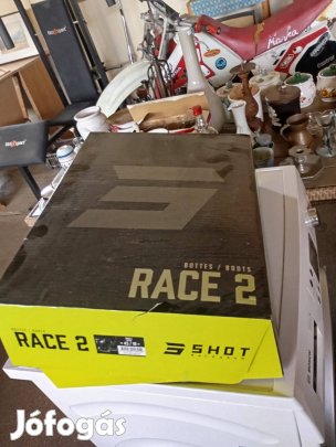 Race -2 motoros csizma eladó.-