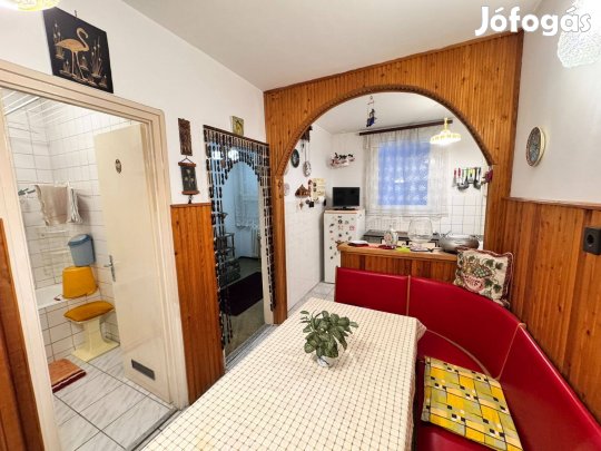 Ráckeve belvárosában kiváló ár/érték arányú lakás eladó