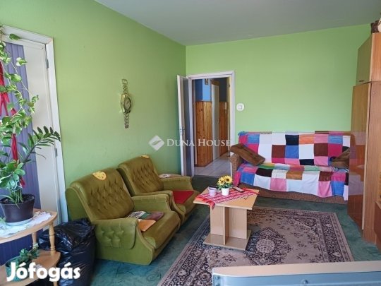 Ráckevei 62 nm-es lakás eladó