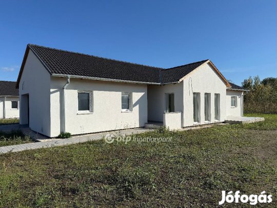 Ráckevei eladó 113 nm-es ház