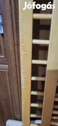 Rácsos baba ágy eladó.