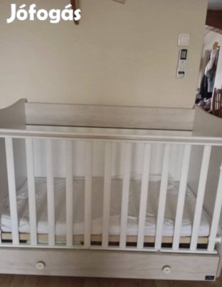 Rácsos babaágy