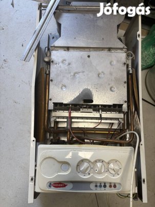 Radiant RBC 20E kombi kéményes kazán alkatrésznek elado