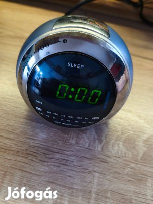Rádiós ébresztő óra dobozában
