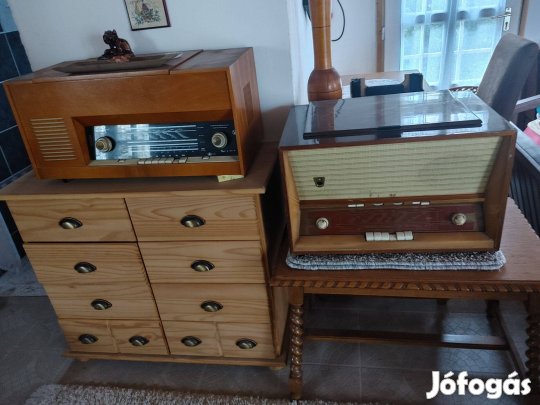 Rádiós lemezjátszók a múltból 20000Ft/db