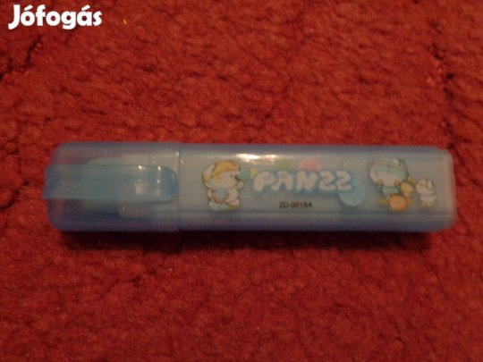 Radír: Kék cserélhető hegyű radír, macis