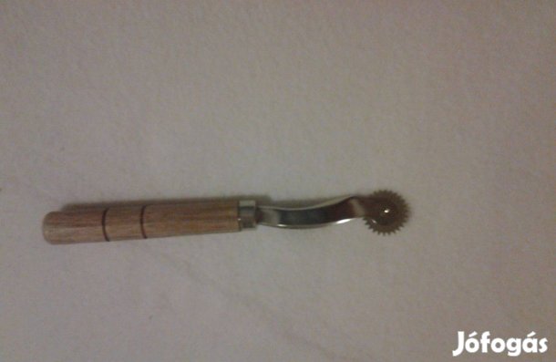 Rádli szabásminta jelölő Bör eszköz