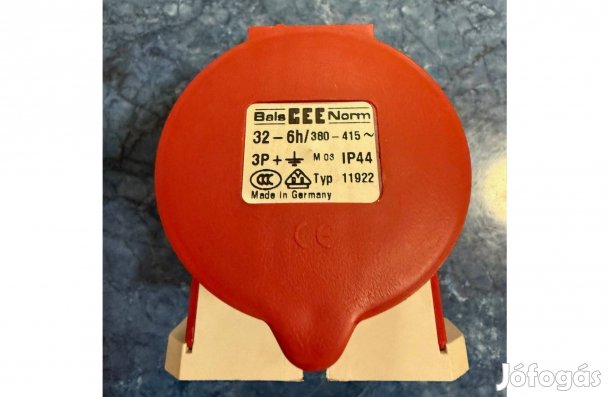 Ráépíthető Bals 32A 3P+F dugalj