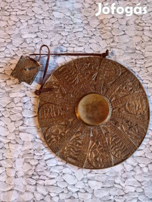 Rajki László bronz gong