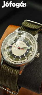 Raketa zöld nato szíjjas újszerű fóliás karóra szép állapot új szíj