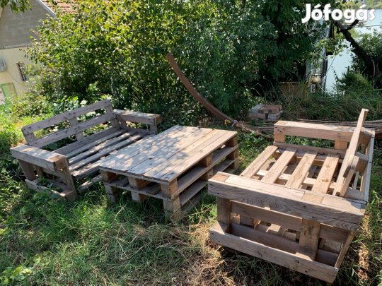 Raklapbútor. kerti bútor garnitúra eladó, 2db pad és 1db asztal