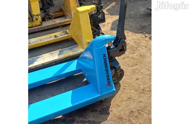 Raklapemelő béka több db