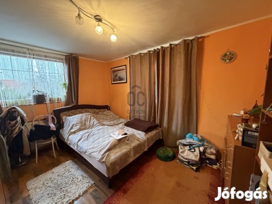 Rákoscsaba-Újtelepen: 5 szobás lakás várja Önt!