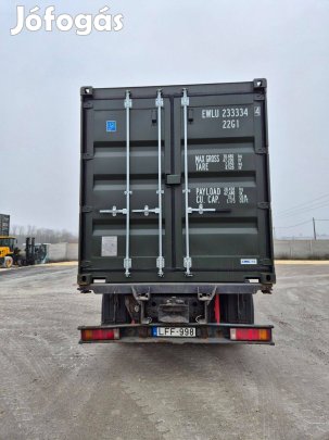 Raktárkonténerek jó állapotban