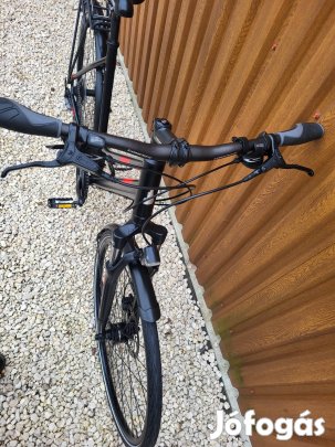 Raleigh ltd 28-colos nöi treking kerékpárt.