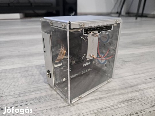 Raspberry PI 5 8gb+ Pironman 5 ház + Crucial m2 2280 500gb + 8bitdo