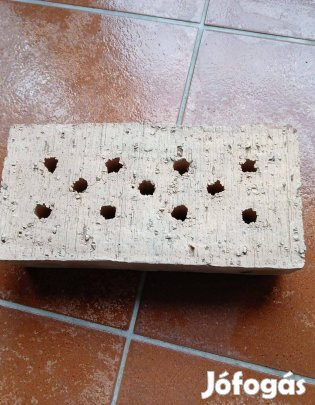 Rather kémény tégla lyukacsos tégla új több darab A