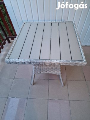 Rattan Asztal Stabil Aluminium Váz-Natur-Új
