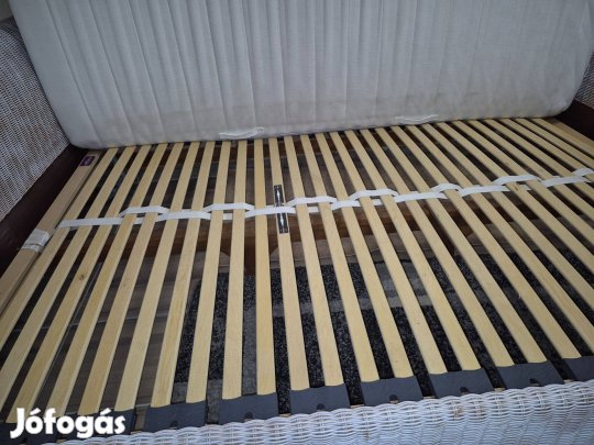 Rattan stilusú franciaágy