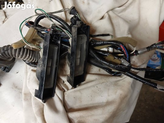 Rav 4 hátsó ajtó kábelköteg