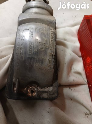 Rav 4 ködzárófény