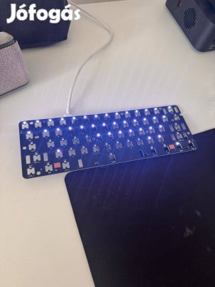 Razer Huntsman White 60% Backboard, Controller