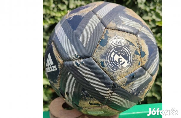 Real Madrid szürke eredeti adidas labda (újszerű)