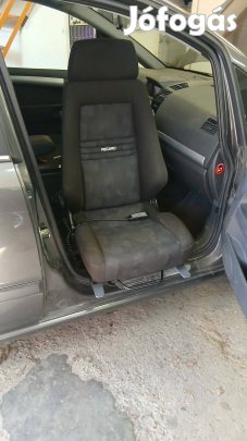 Recaro segédülés