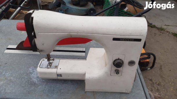 Recchi varrógép hiányos