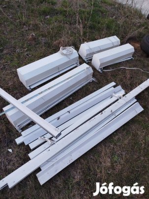 Redőny reluxa szúnyoghálós.