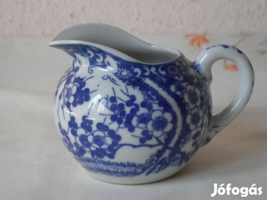 Régebbi Japán porcelán kiöntő, kancsó