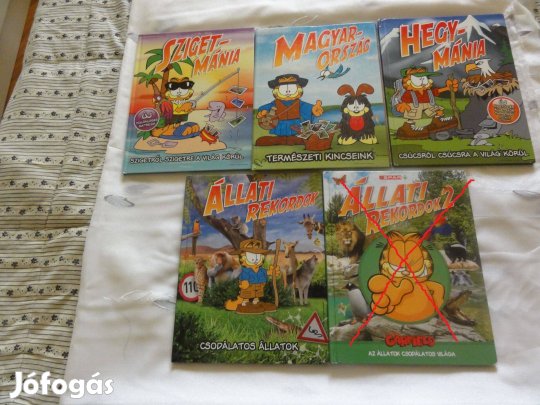 Régebbi Spár matricás albumok szép állapotban