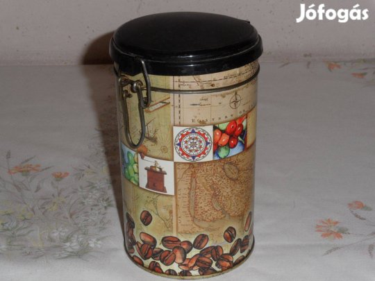 Régebbi fém csatos kávés doboz