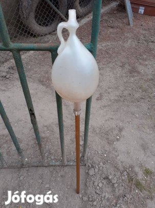 Régi 1 l-es müa borlopó