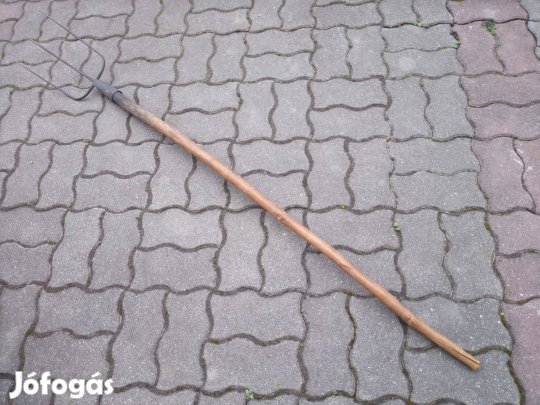 Régi 3 ágú kovácsoltvas vasvilla szénavilla fa nyéllel együtt