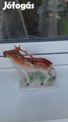 Régi Albajulia porcelán nipp szarvas figura hibátlan