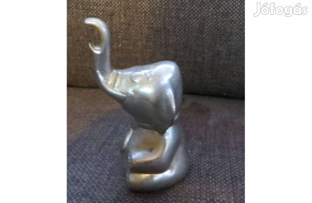 Régi BMF Elefánt sörnyitó kupaknyitó 1970-s évekből
