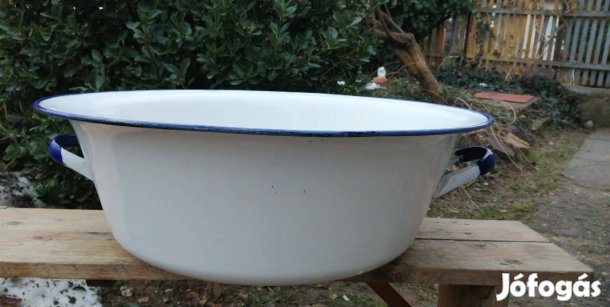 Régi Budafoki zománcozott nagy mosdótál.64 cm.